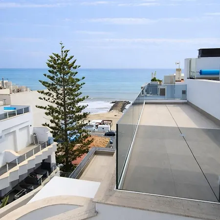 Sunny Coast Apt. 3br, 2baths, Ac & Heated Pool Appartement Torrevieja